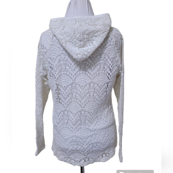CHARLIE PAIGE WHITE CROCHET HOODIE CARDIGAN - Picture 3 of 3